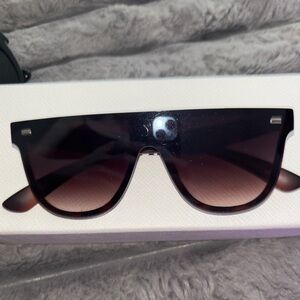 Oversized Shield Sunglasses - Brown